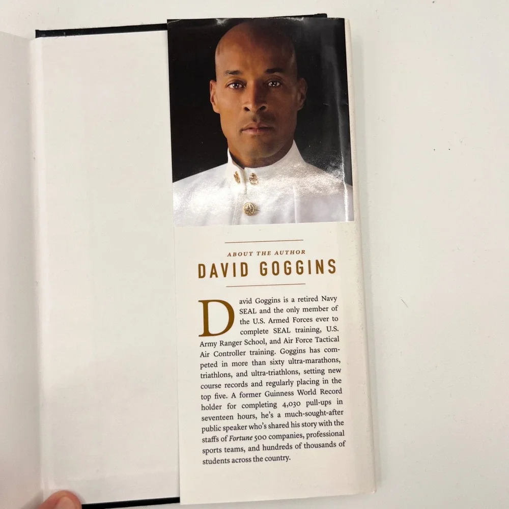 Can't‎ Hurt Me Master Your Mind and Defy the Odds David Goggins Hardcover Book